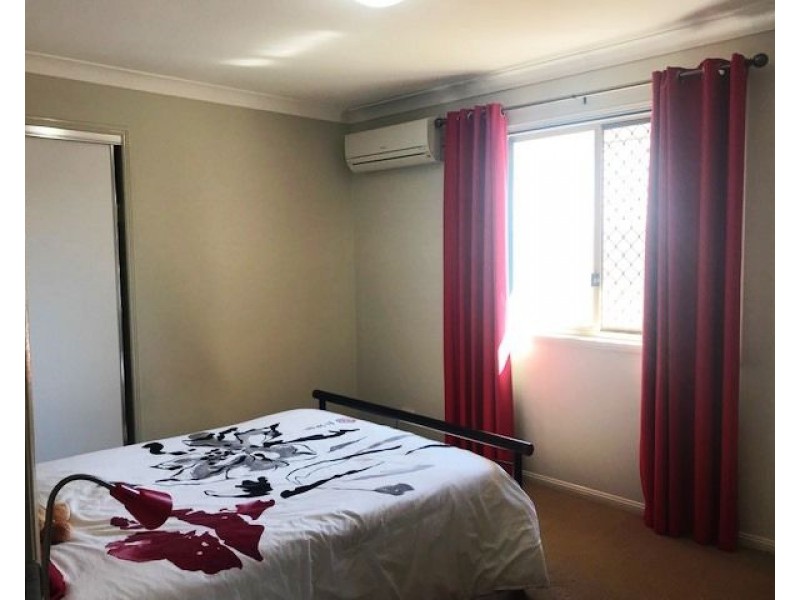 20 Spinnaker Circuit, Redland Bay QLD 4165