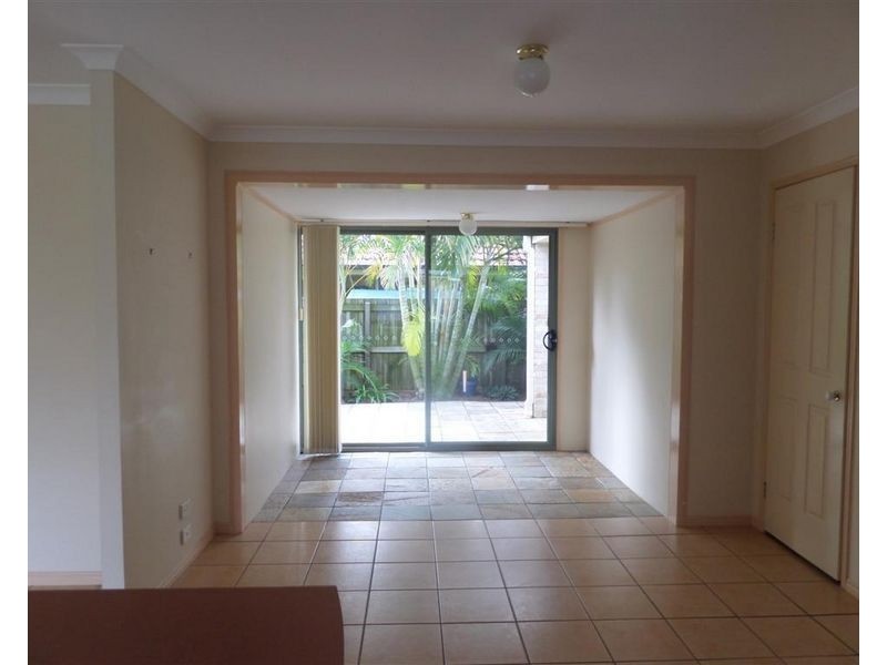 17 Spinnaker Street, Redland Bay QLD 4165