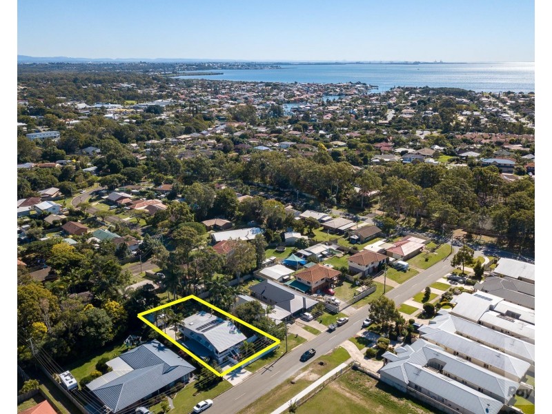 32 Haig Road, Birkdale QLD 4159