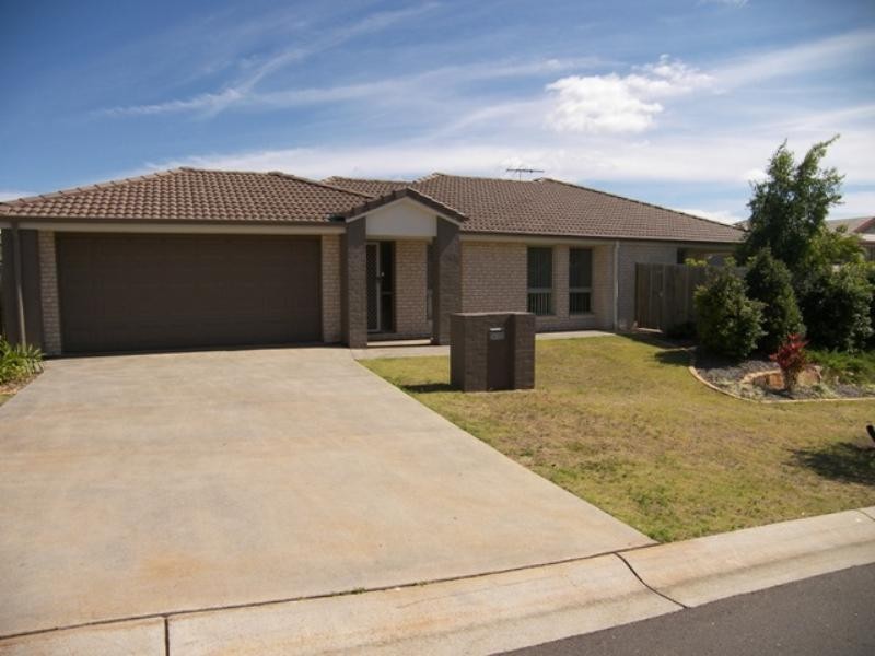 63 Pelorus Street, Redland Bay QLD 4165