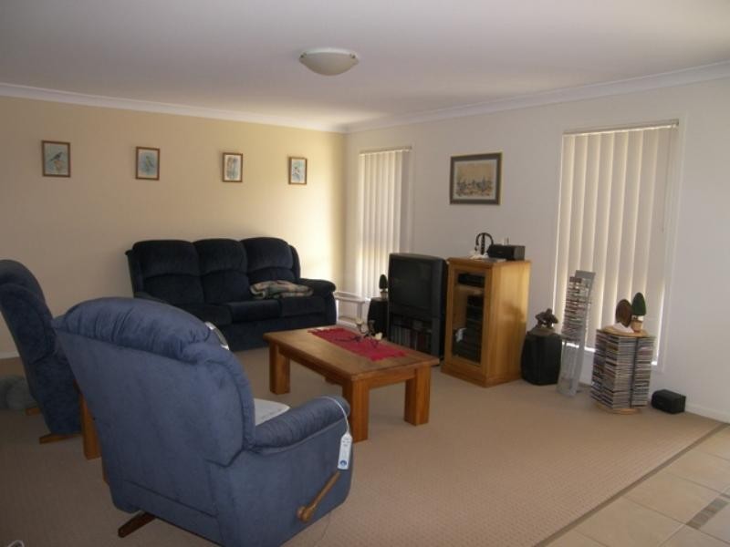 63 Pelorus Street, Redland Bay QLD 4165