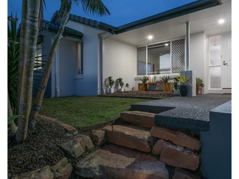 38 Bedarra Street, Redland Bay QLD 4165