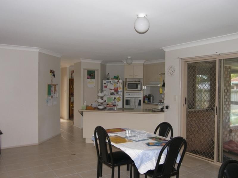 37 School Road, Victoria Point QLD 4165