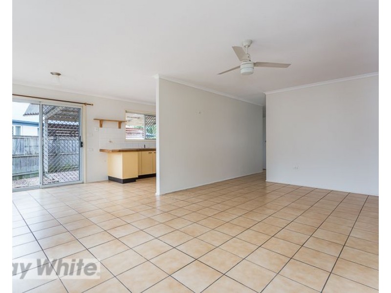 1 Anita Street, Redland Bay QLD 4165