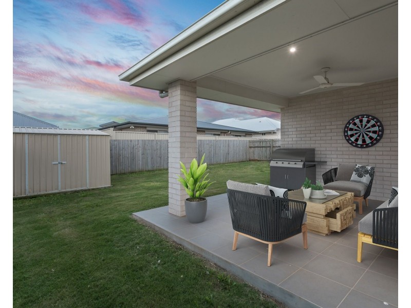 26 Maree Place, Redland Bay QLD 4165