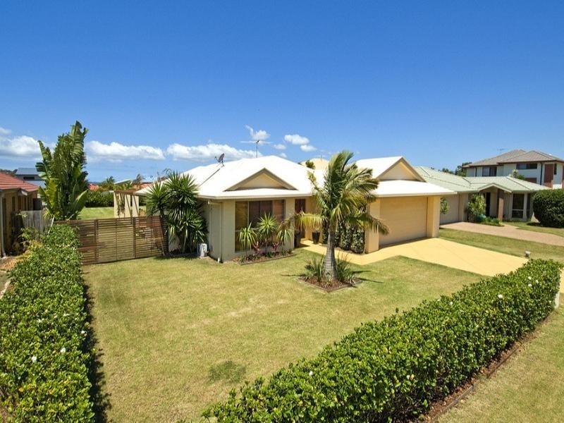 13 Kimbolton Drive, Redland Bay QLD 4165