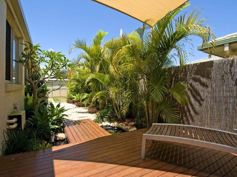 13 Kimbolton Drive, Redland Bay QLD 4165