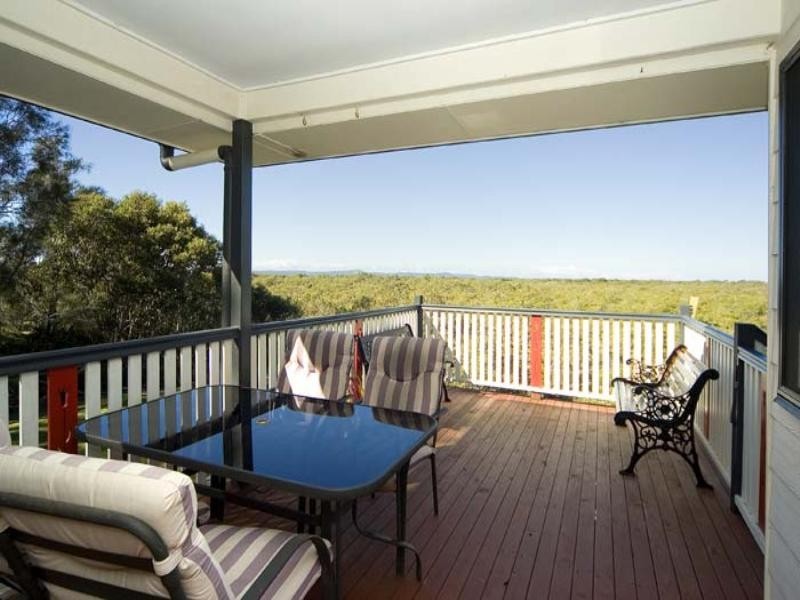 22 Pear Street, Redland Bay QLD 4165