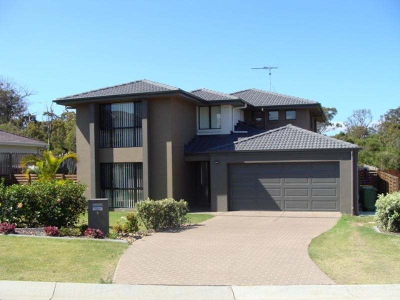 5 Aqua Crescent, Redland Bay QLD 4165