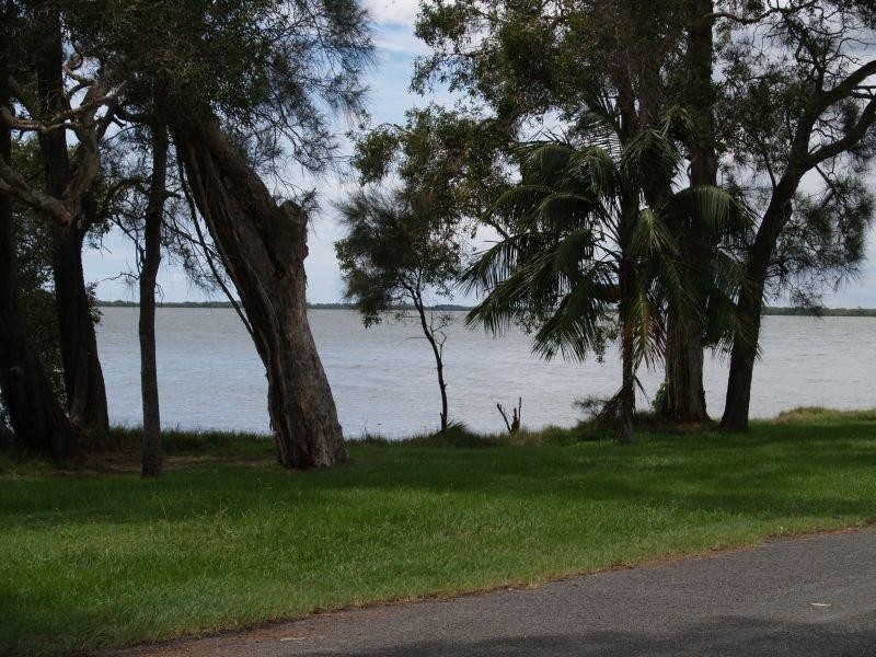 101 Torquay Road, Redland Bay QLD 4165