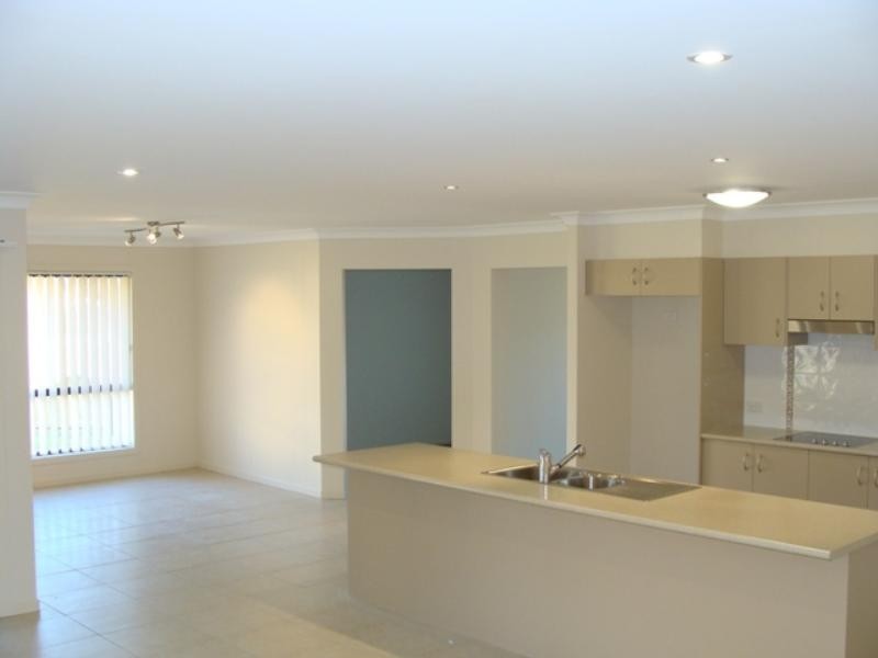 25 Coachwood Street, Redland Bay QLD 4165