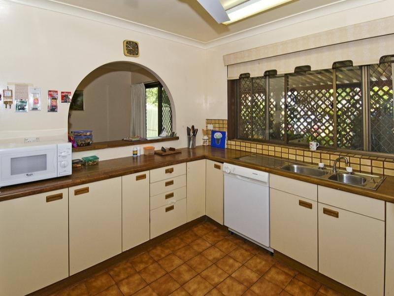 25 Mill Street, Redland Bay QLD 4165