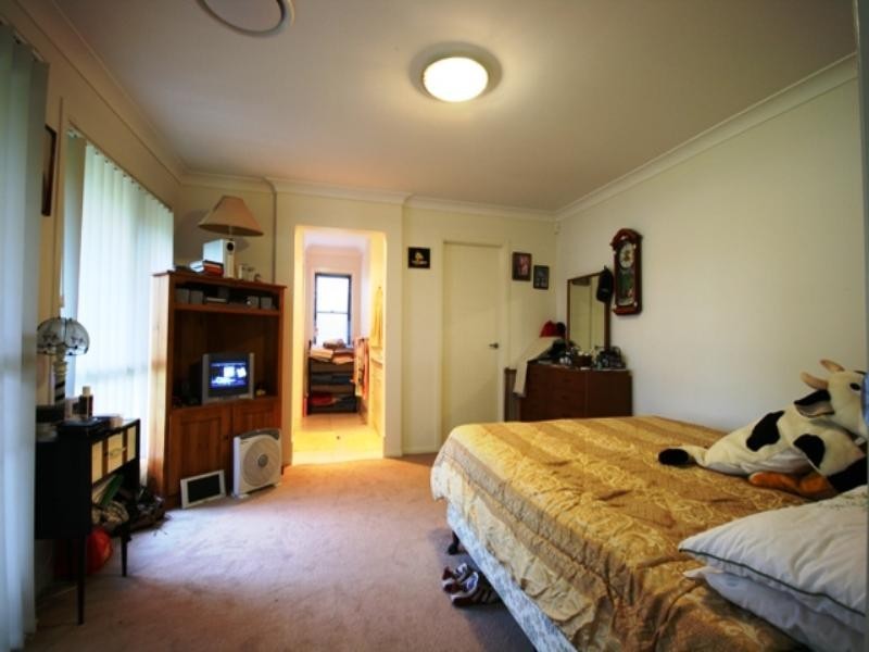 4 Stella Court, Redland Bay QLD 4165