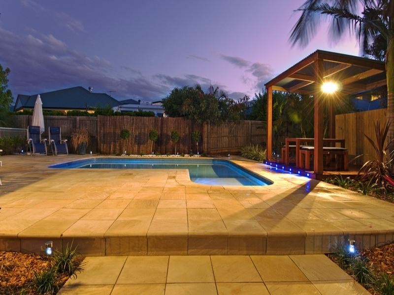 5 Braemar Court, Redland Bay QLD 4165