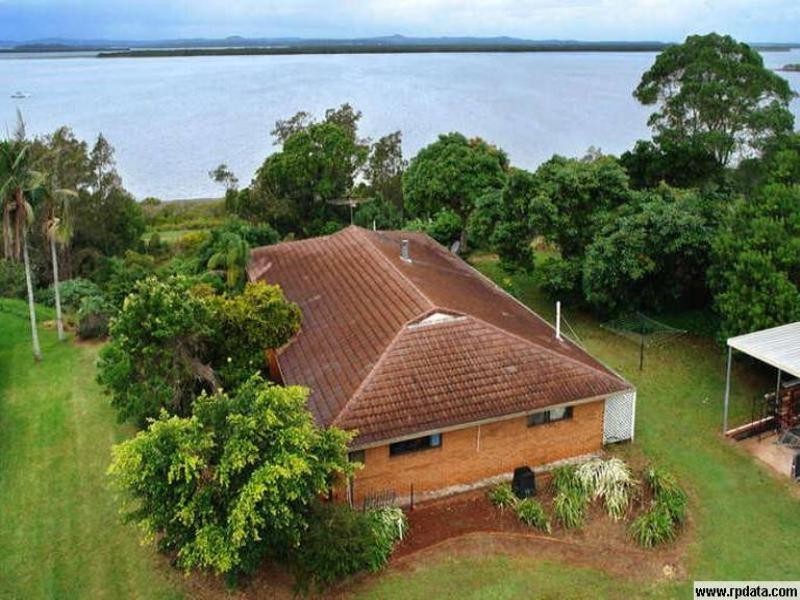 24 Wilson Esplande, Redland Bay QLD 4165