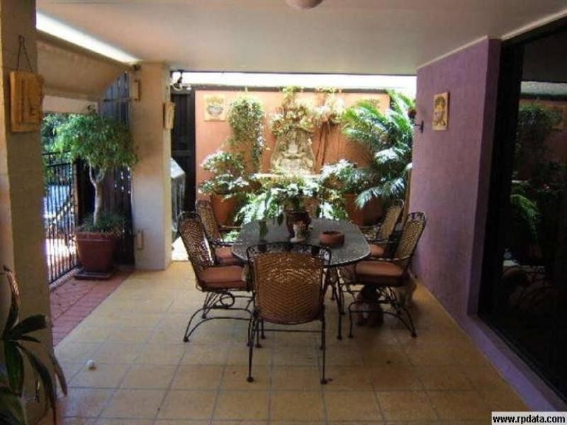 10 Habitat Drive, Redland Bay QLD 4165