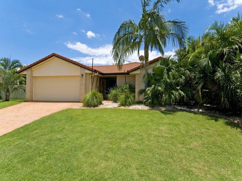 52 The Boulevard, Redland Bay QLD 4165