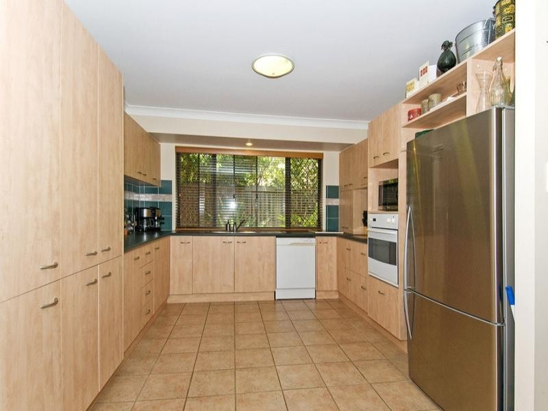 52 The Boulevard, Redland Bay QLD 4165