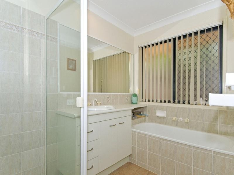 52 The Boulevard, Redland Bay QLD 4165