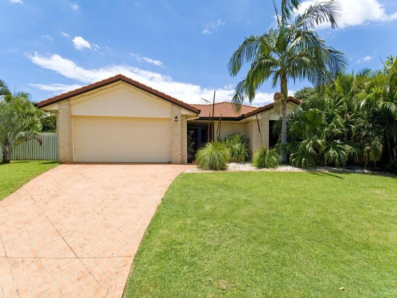 52 The Boulevard, Redland Bay QLD 4165