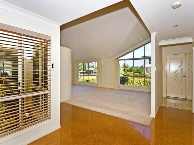 1 Wilohurst Drive, Redland Bay QLD 4165