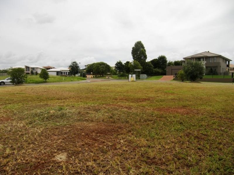 35 Kimbolton Drive, Redland Bay QLD 4165