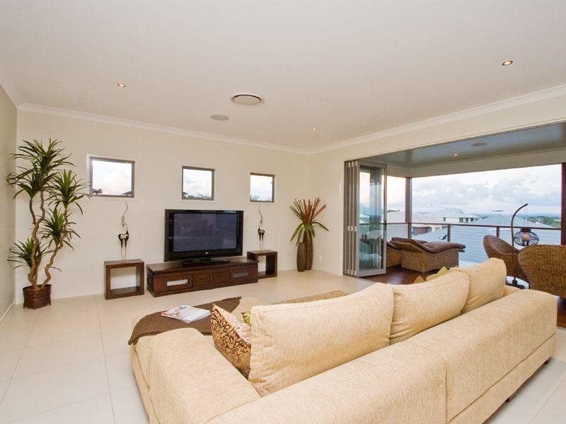 35 Cypress Street, Redland Bay QLD 4165
