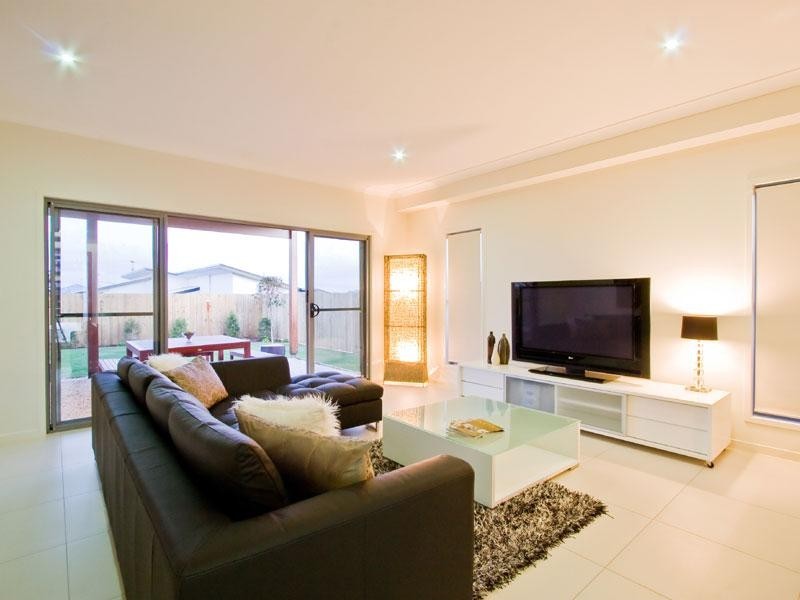 35 Cypress Street, Redland Bay QLD 4165