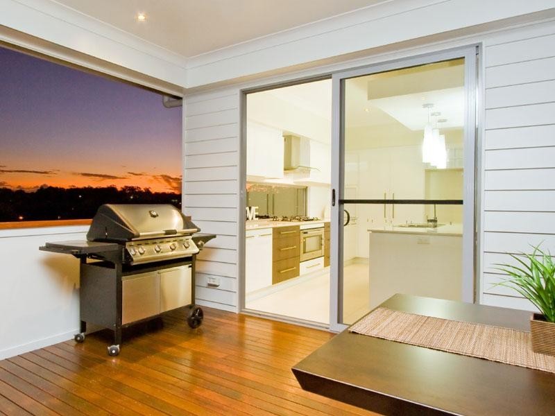 35 Cypress Street, Redland Bay QLD 4165