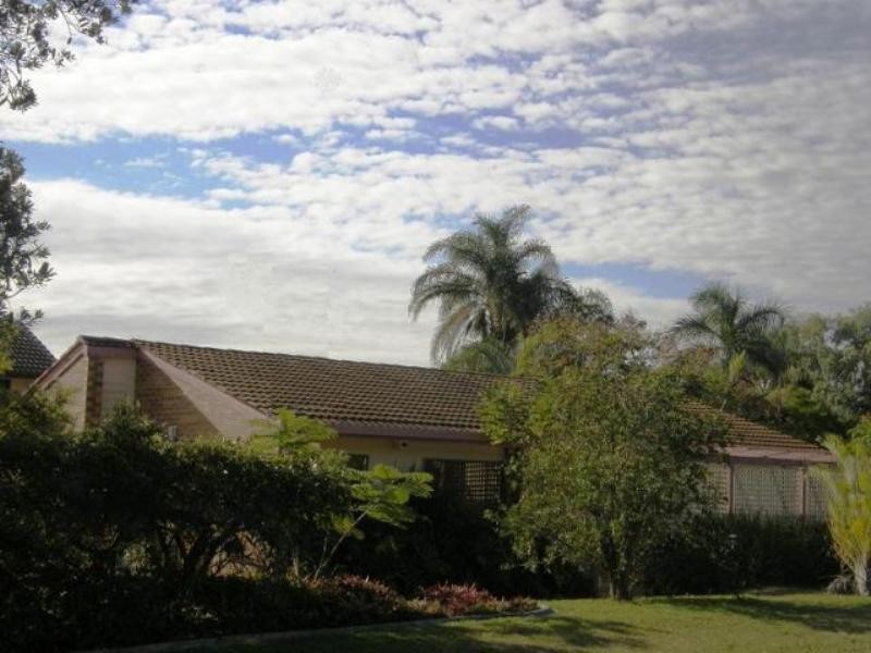 6 Waratah Street, Victoria Point QLD 4165