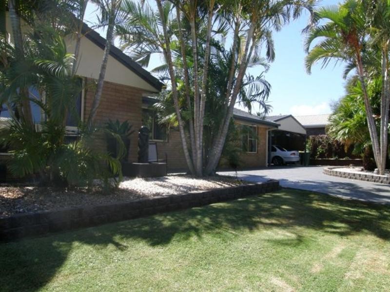 12 Nottingham Drive, Victoria Point QLD 4165