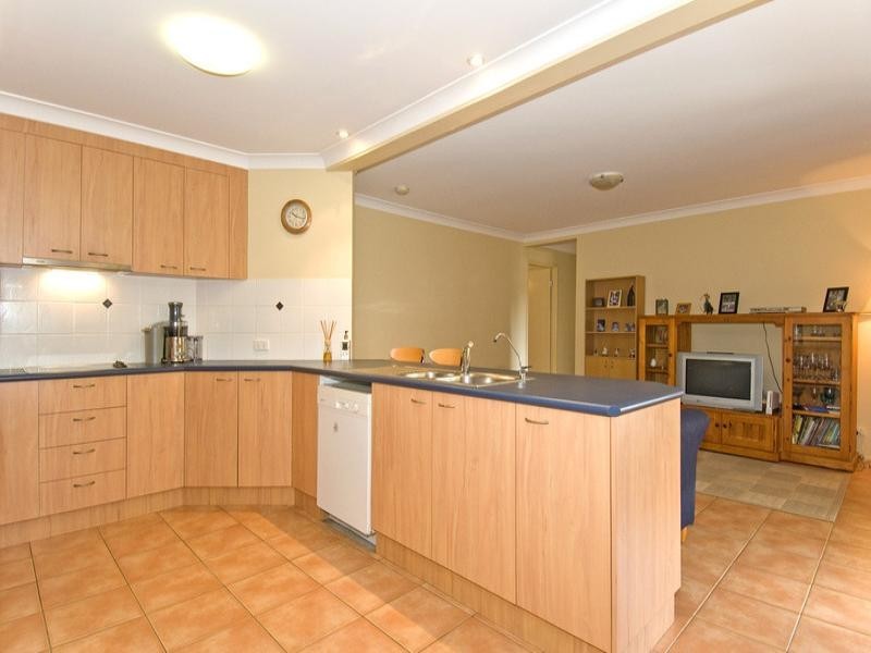 69 South Street, Cleveland QLD 4163