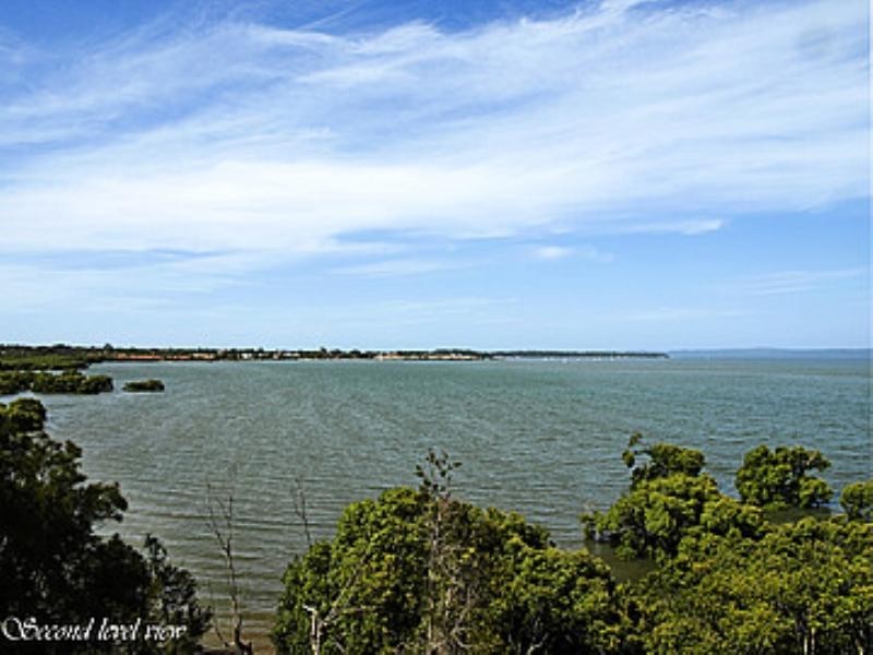 11a Esplanade, Redland Bay QLD 4165