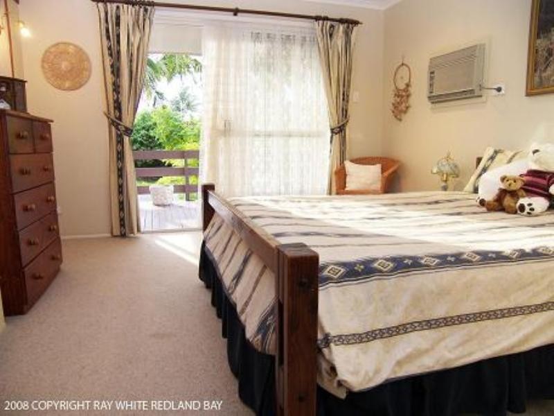 41 Jania Street, Redland Bay QLD 4165