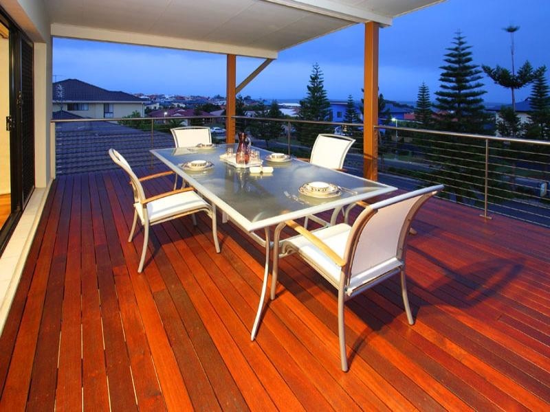 8 Torquay Road, Redland Bay QLD 4165