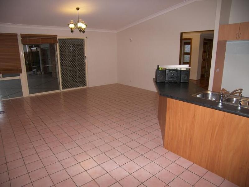 24 Ferndown Street, Alexandra Hills QLD 4161