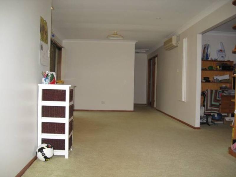 21 Vera Street, Redland Bay QLD 4165