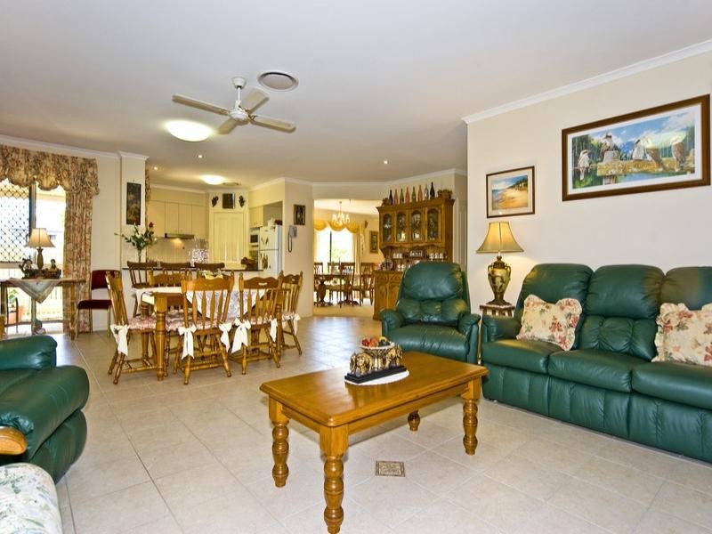 14 Snipe Street, Redland Bay QLD 4165