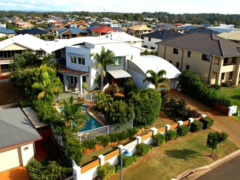 17 Haslingden Drive, Redland Bay QLD 4165