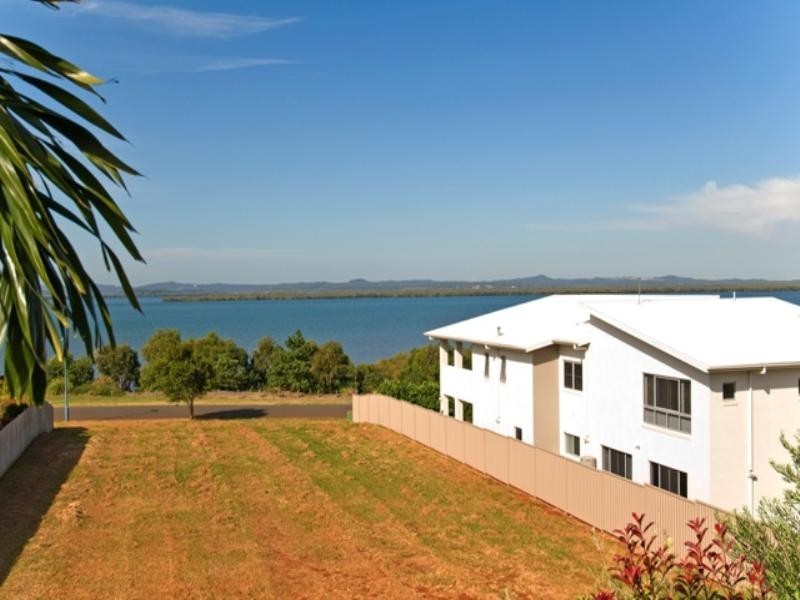 17 Haslingden Drive, Redland Bay QLD 4165