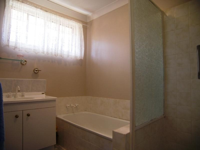 50 Rusbrook Street, Redland Bay QLD 4165