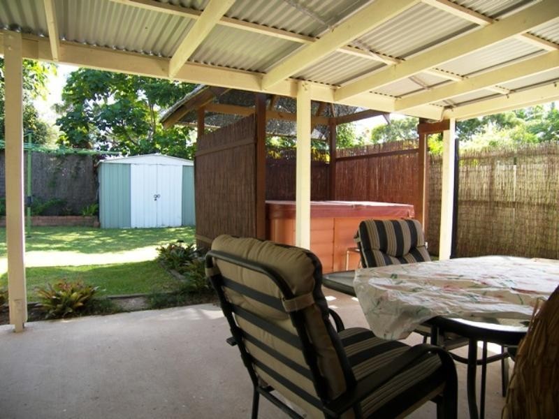 50 Rusbrook Street, Redland Bay QLD 4165