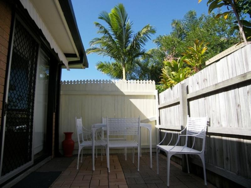 50 Rusbrook Street, Redland Bay QLD 4165
