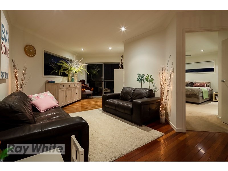 9 Creedin Court, Redland Bay QLD 4165