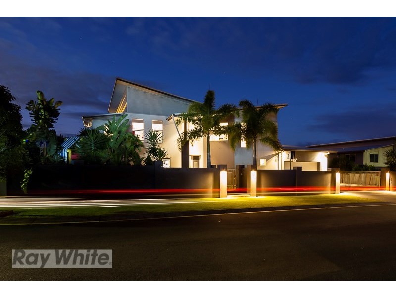 9 Creedin Court, Redland Bay QLD 4165