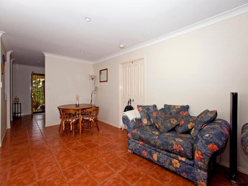 4 Torbay Street, Redland Bay QLD 4165