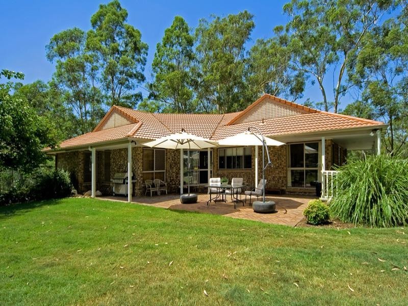 322 Heinemann Road, Redland Bay QLD 4165