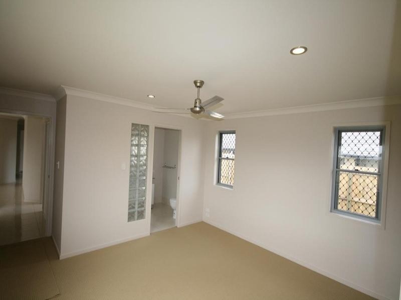 21 Coachwood, Redland Bay QLD 4165