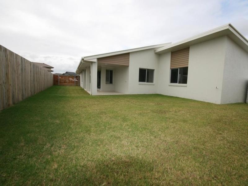 21 Coachwood, Redland Bay QLD 4165