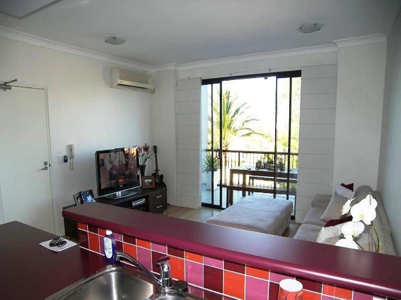 51-2 Masthead Drive, Cleveland QLD 4163